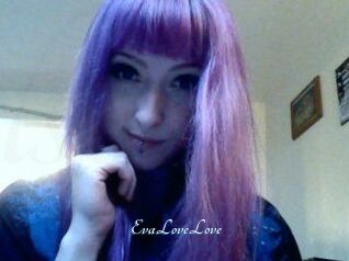 EvaLoveLove