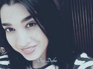 Ozge_Dafne