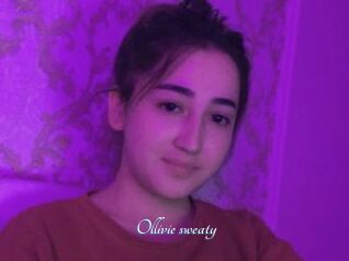 Ollivie_sweaty